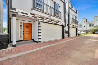 3027 Clinton Drive, Houston, TX 77020