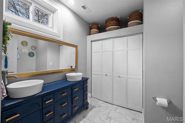 2029 Forest Avenue, St Louis, MO 63139