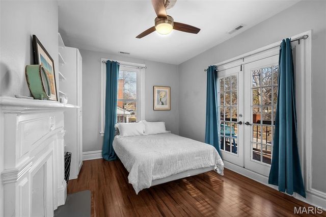 2029 Forest Avenue, St Louis, MO 63139