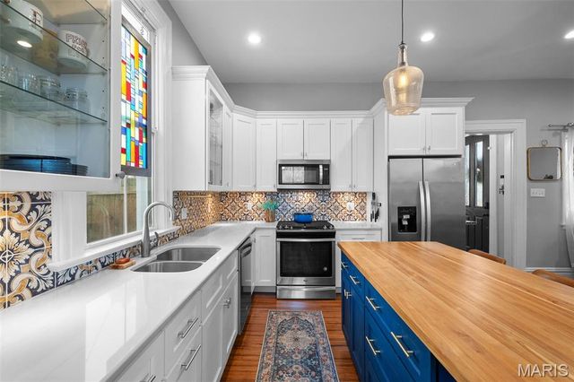 2029 Forest Avenue, St Louis, MO 63139