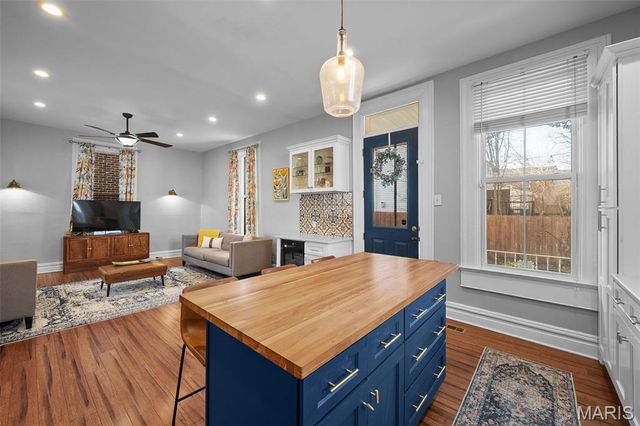 2029 Forest Avenue, St Louis, MO 63139