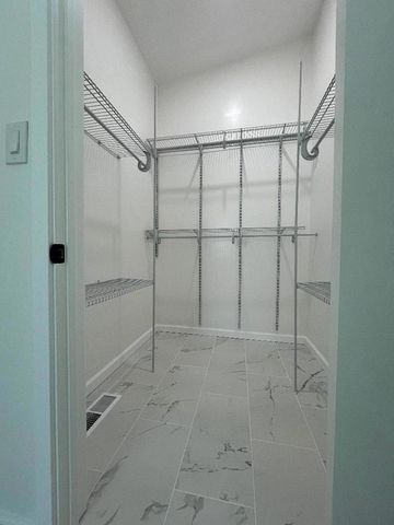 1068 Central, Hayward, CA 94542