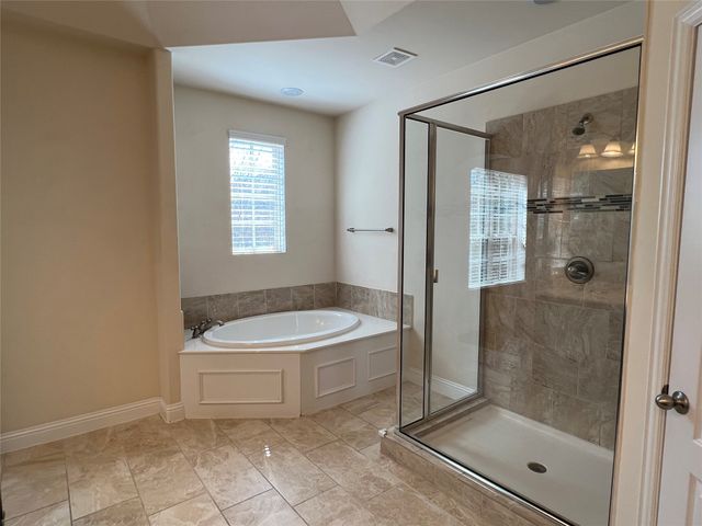 587 Hampshire Drive, Lewisville, TX 75067