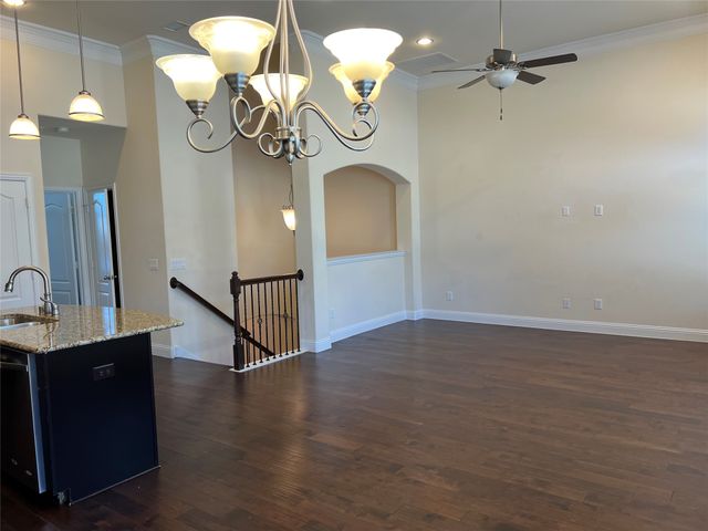 587 Hampshire Drive, Lewisville, TX 75067