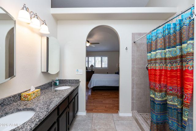 450 E MERRILL Avenue, Gilbert, AZ 85234