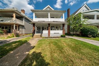 2185 Edgewood Road, Cleveland Heights, OH 44118