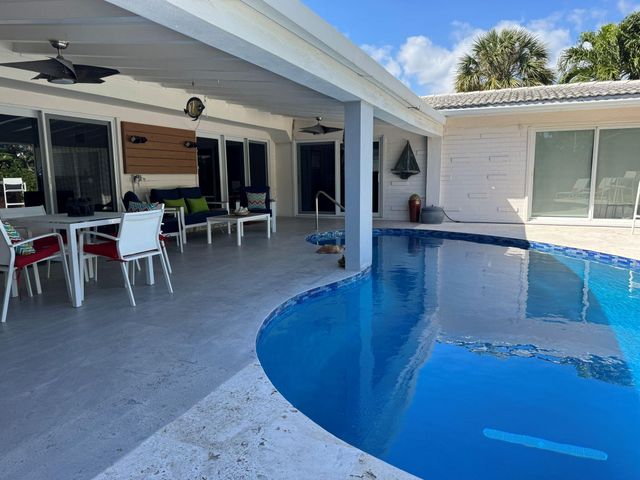 2701 NE 27th Court, Fort Lauderdale, FL 33306