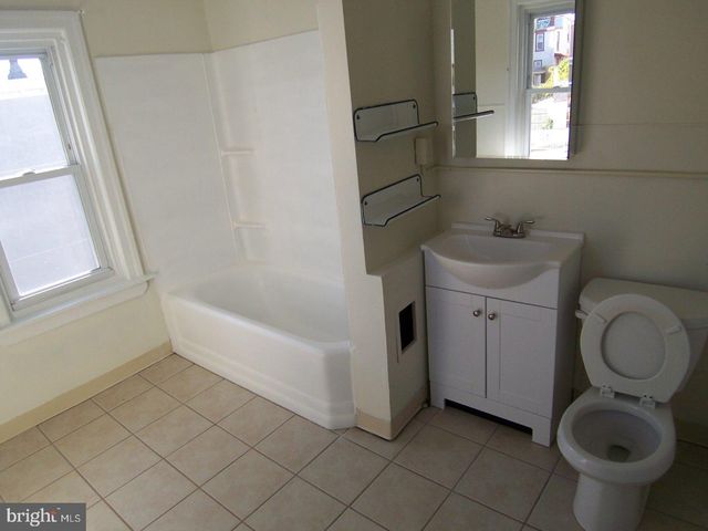 133 JAMESTOWN ST, Philadelphia, PA 19127