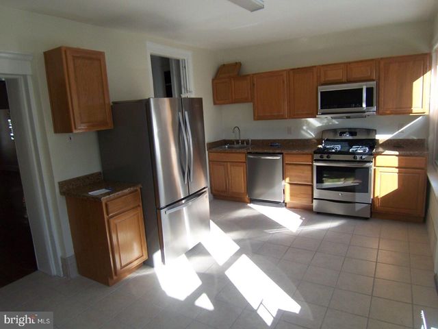 133 JAMESTOWN ST, Philadelphia, PA 19127