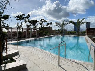 987 Queen Street 1717, Honolulu, HI 96814