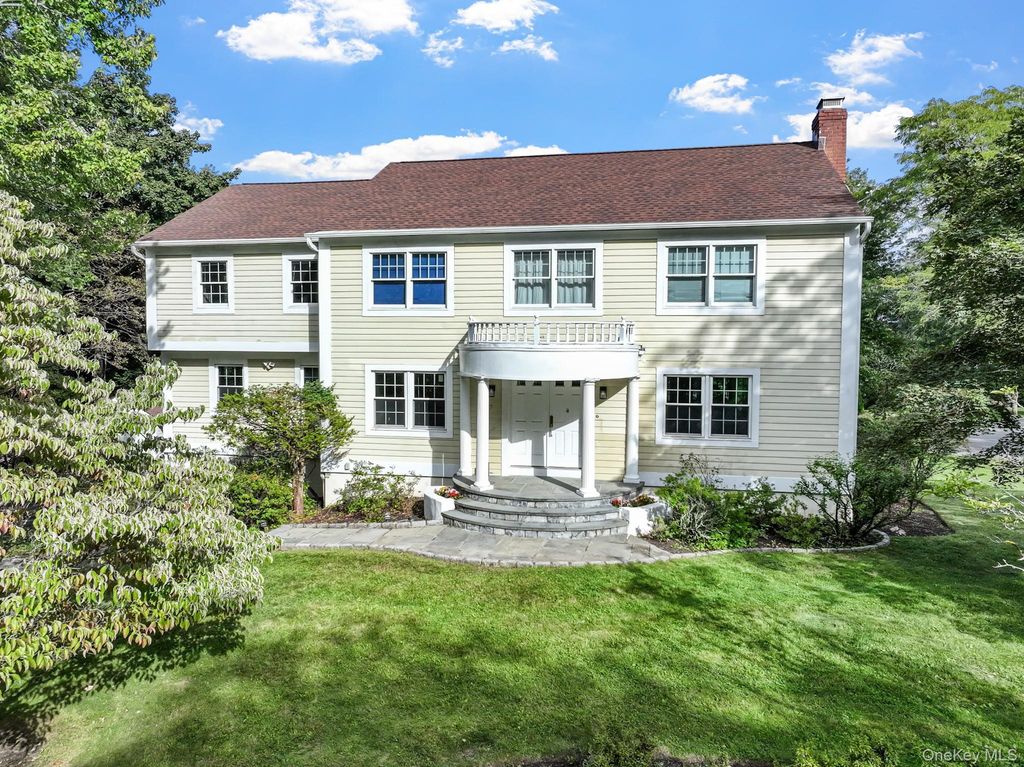107 Hickory Road, Briarcliff Manor, NY 10510 — photo 2