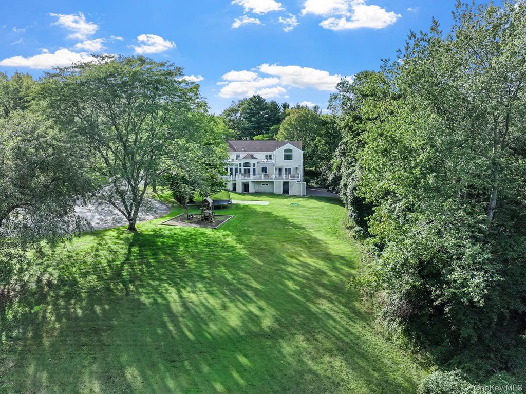 107 Hickory Road, Briarcliff Manor, NY 10510 — photo 5