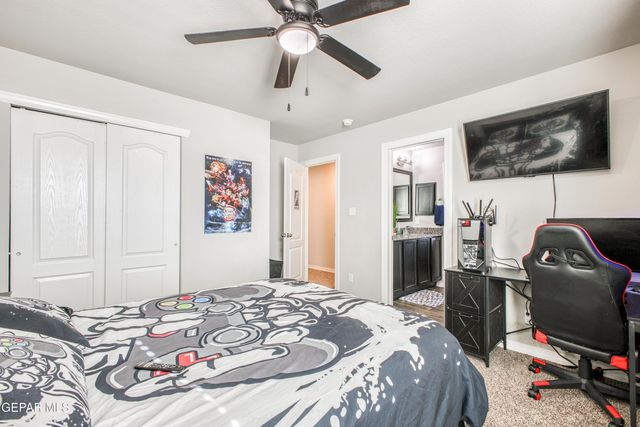 1621 SAM DOMINGUEZ Street, El Paso, TX 79928