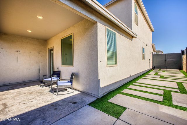 1621 SAM DOMINGUEZ Street, El Paso, TX 79928