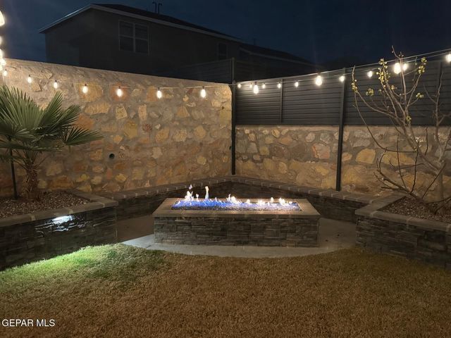 1621 SAM DOMINGUEZ Street, El Paso, TX 79928