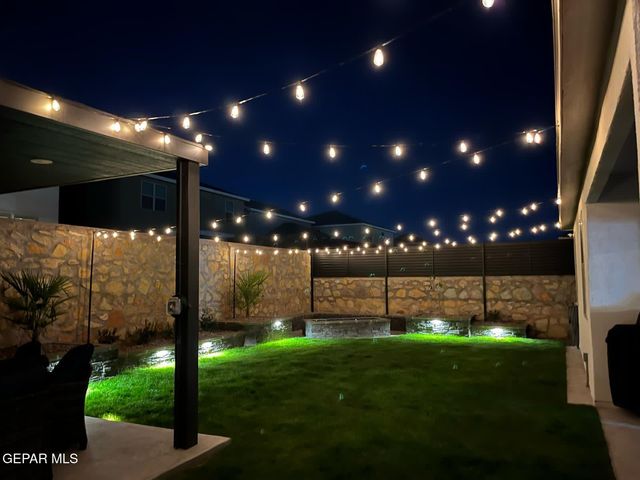 1621 SAM DOMINGUEZ Street, El Paso, TX 79928