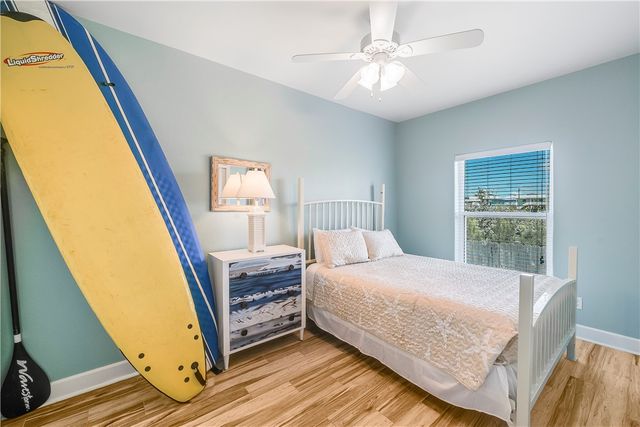 1726 S 11th St 108, Port Aransas, TX 78373