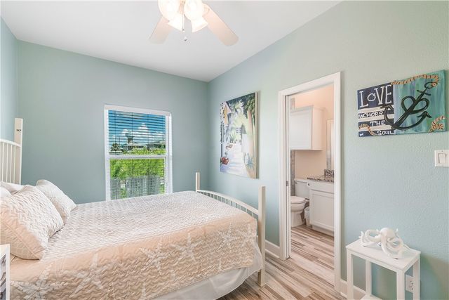 1726 S 11th St 108, Port Aransas, TX 78373
