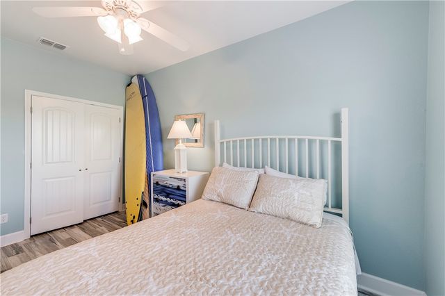 1726 S 11th St 108, Port Aransas, TX 78373