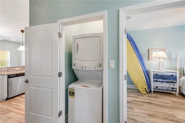 1726 S 11th St 108, Port Aransas, TX 78373