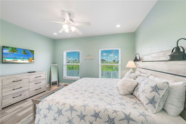 1726 S 11th St 108, Port Aransas, TX 78373