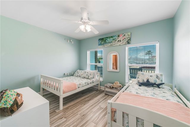 1726 S 11th St 108, Port Aransas, TX 78373