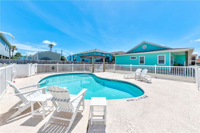 1726 S 11th St 108, Port Aransas, TX 78373