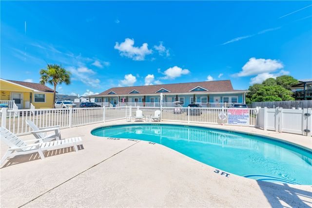 1726 S 11th St 108, Port Aransas, TX 78373