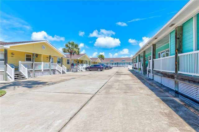 1726 S 11th St 108, Port Aransas, TX 78373