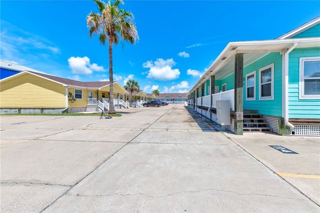 1726 S 11th St 108, Port Aransas, TX 78373