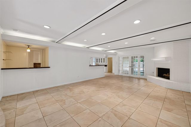 6222 Creekbend Drive, Houston, TX 77096