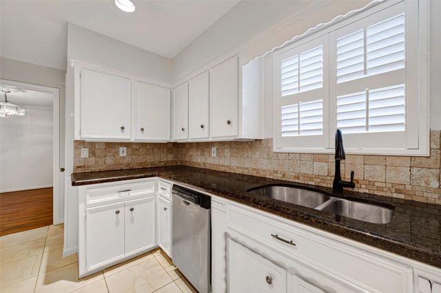 6222 Creekbend Drive, Houston, TX 77096