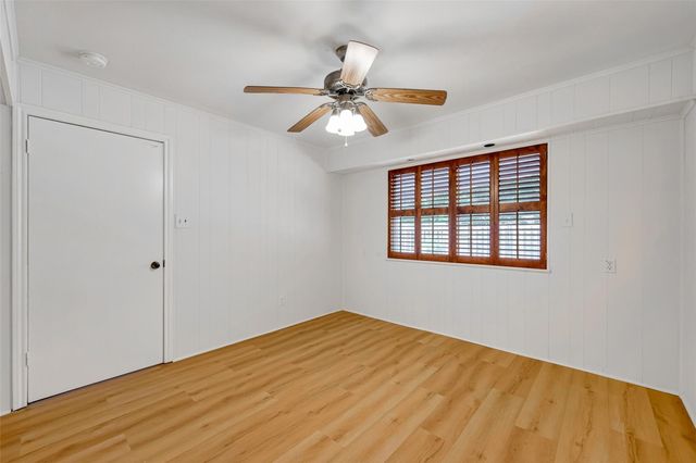 6222 Creekbend Drive, Houston, TX 77096