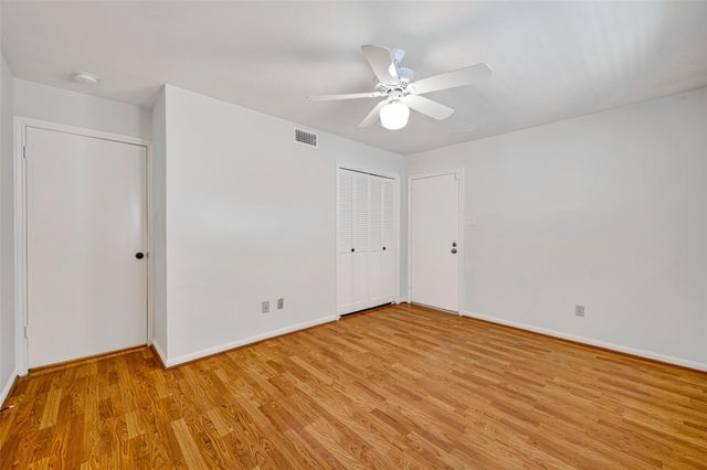 6222 Creekbend Drive, Houston, TX 77096