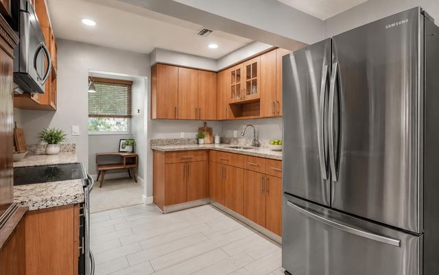 13105 NE 13th Avenue, North Miami, FL 33161