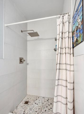 13105 NE 13th Avenue, North Miami, FL 33161