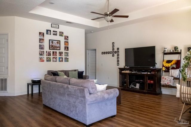 10921 Bridge Creek Rd, Pensacola, FL 32506