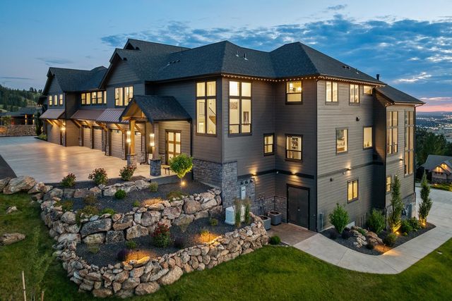 250 N Legend Tree Dr, Liberty Lake, WA 99019