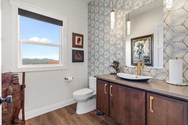 250 N Legend Tree Dr, Liberty Lake, WA 99019