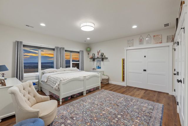 250 N Legend Tree Dr, Liberty Lake, WA 99019