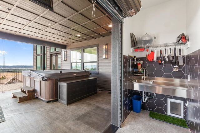 250 N Legend Tree Dr, Liberty Lake, WA 99019
