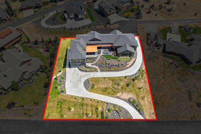 250 N Legend Tree Dr, Liberty Lake, WA 99019
