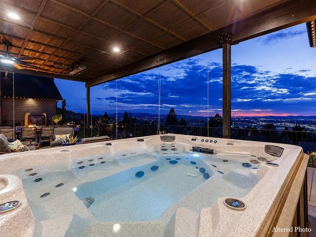 250 N Legend Tree Dr, Liberty Lake, WA 99019