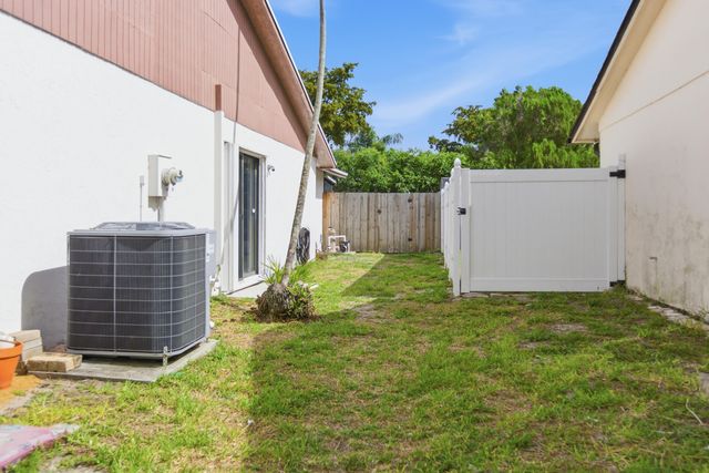 9345 Affirmed Lane, Boca Raton, FL 33496