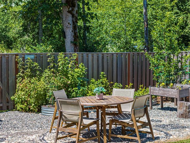 9236 NE Country Woods Lane, Kingston, WA 98346