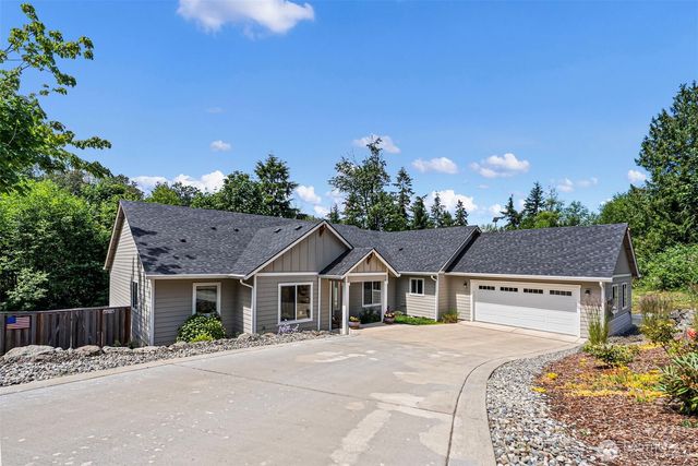 9236 NE Country Woods Lane, Kingston, WA 98346