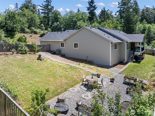 9236 NE Country Woods Lane, Kingston, WA 98346