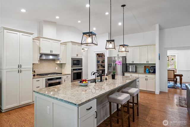 9236 NE Country Woods Lane, Kingston, WA 98346