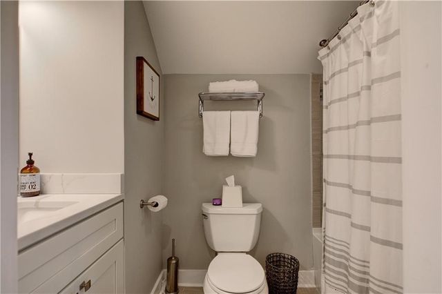 40 Grafton Street, Newport, RI 02840