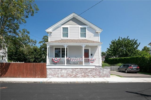 40 Grafton Street, Newport, RI 02840